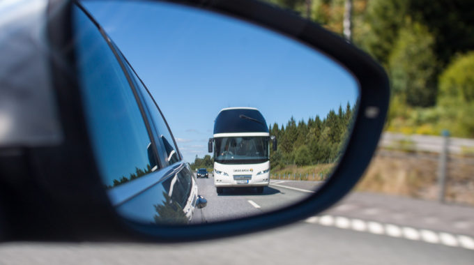 Bussen I Backspegeln