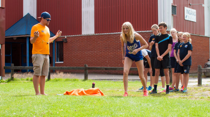 Elin Startar På Irländsk Julafton